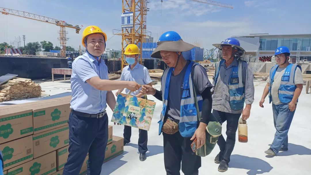 “粽”"情歡笑 與愛同行" | 陝西金盛舉行2022年端午節員工關懷慰問活動(圖2)